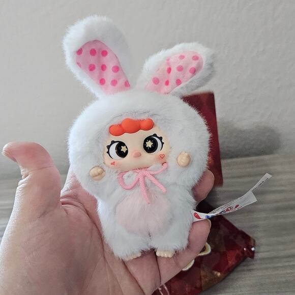 Migos Troublemaker Cream White Rabbit OPEN CONFIRMED BOX Vinyl Plush Pendent - Picture 4 of 10